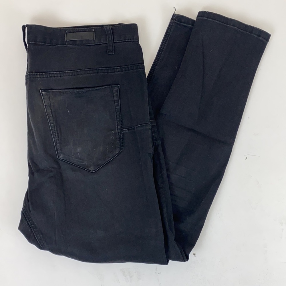 Black Jeans